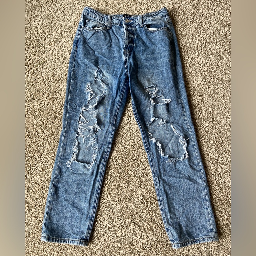 Simple society ripped jean size 5
